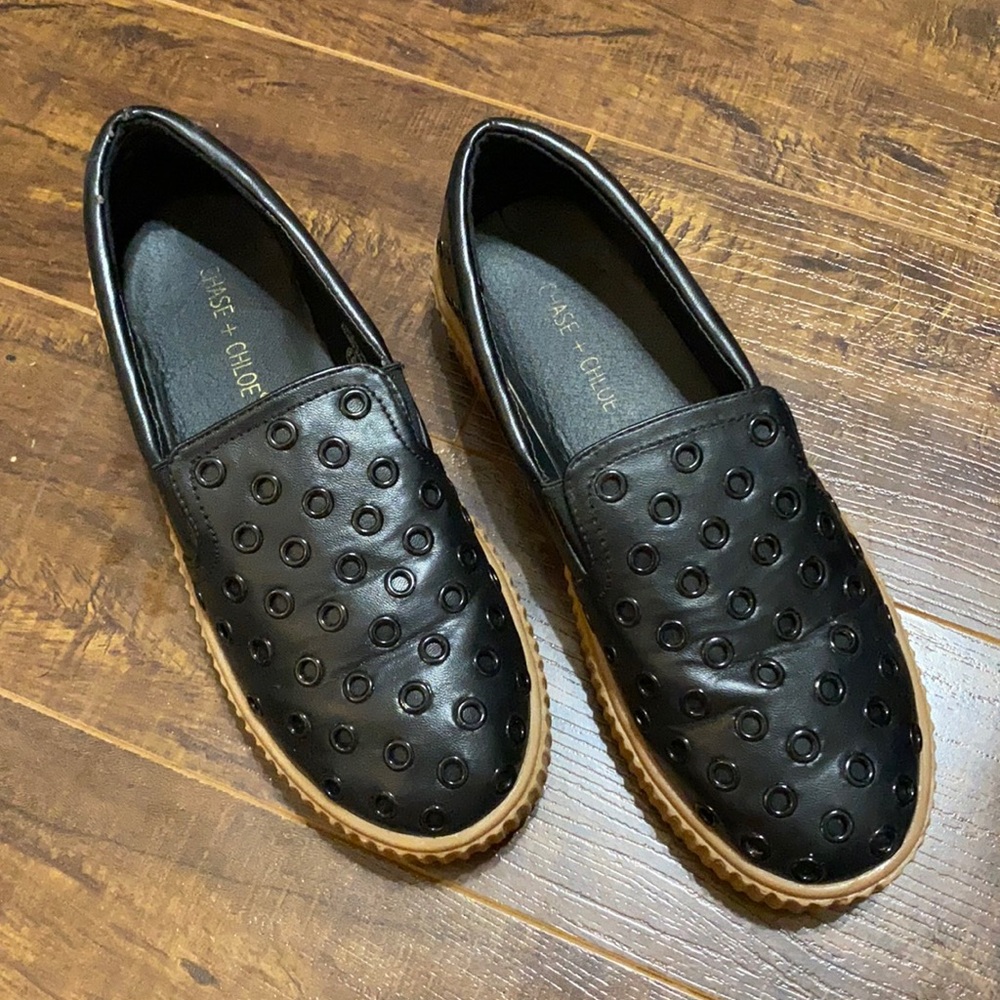 Chase and Chloe platform slip ons